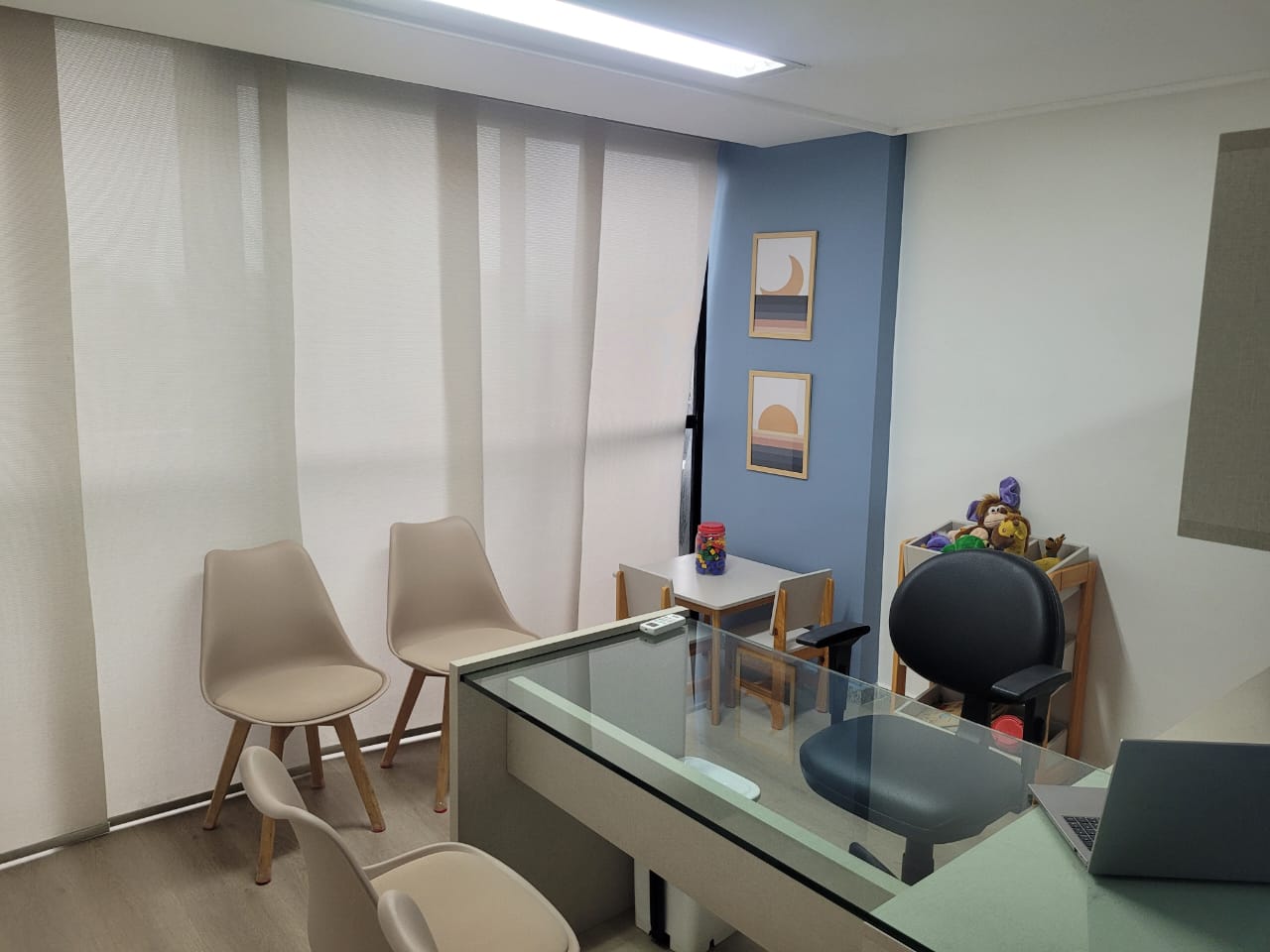 Consultório · Endocrinologia pediátrica